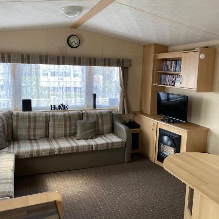 3 Bedroom 8 Berth Standard Basic Caravans With Hot Tub,Mountain Bikes Таттершелл Екстер'єр фото